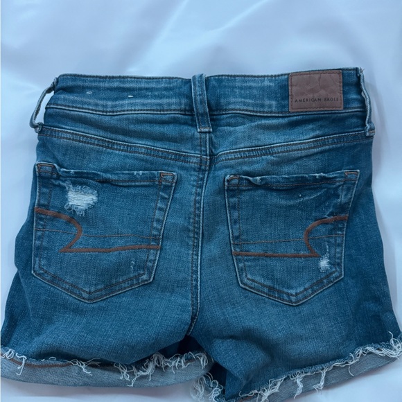 American Eagle Shorts Woman - Picture 3 of 3